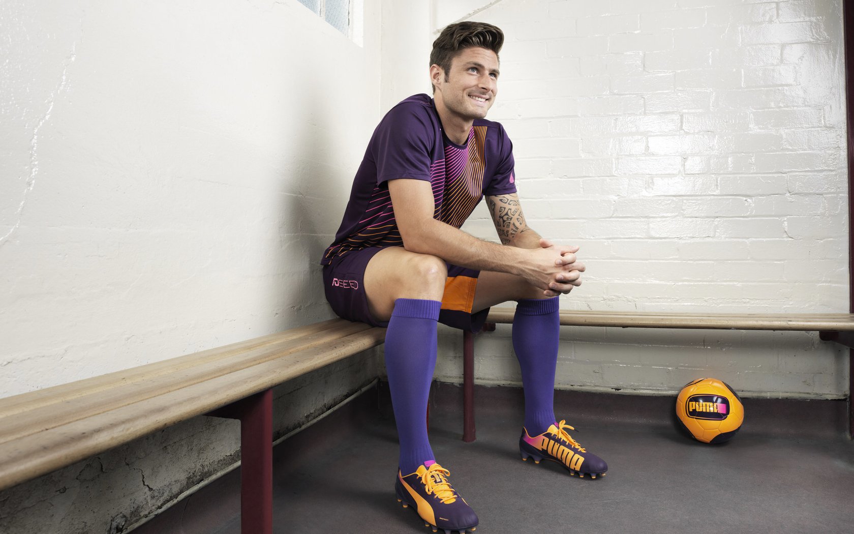 墨西哥换人上场自带“火锅”，热翻全场